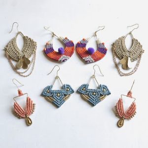 תכשיטים מיוחדים בעבודת יד ADIDA HANDMADE, עגילים מחרוזים. צילום מתוך עמוד הפייסבוק של עדידה