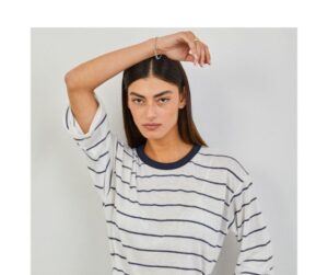 חולצת בייסיק עם פסים Itay Brands צילום שי תמיר