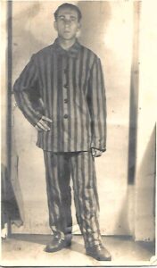 סבא עמנואל גוטמן ז"ל במדי אסיר, צילום באדיבות המשפחה