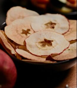יאממי, תפוח קריספי במיקרו צילום: סטודיו TEKA